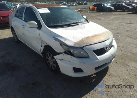 2010 Toyota Corolla Le z USA, uszkodzony, nr VIN JTDBU4EE2AJ076291